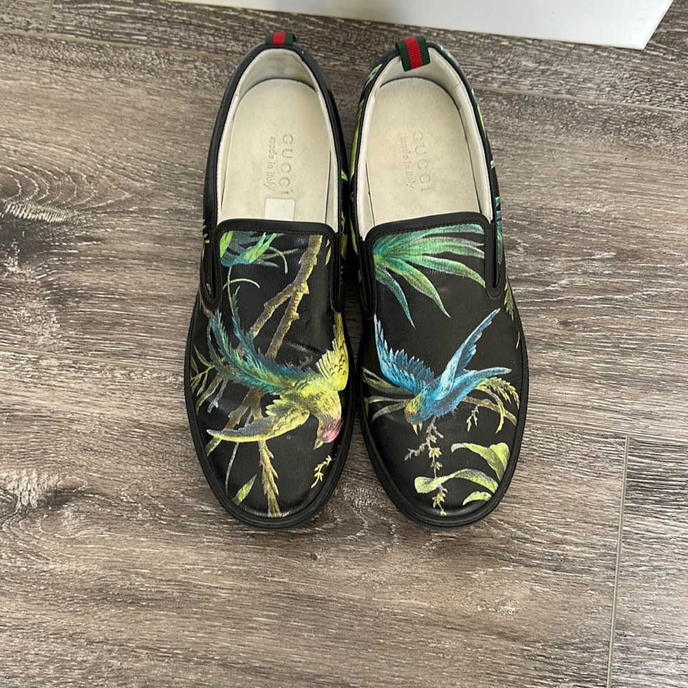 Gucci Shanghai St. Tropical Slip on Shoes